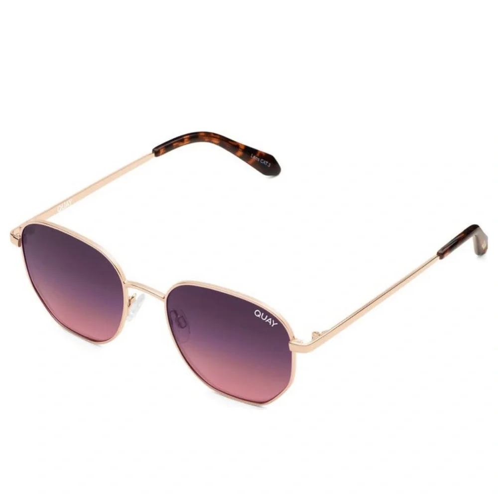 QUAY Big Time Sunglasses Rose Gold Frame Navy Peach Gradient Lens Medium NWT